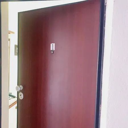 Serenity Center Apartamento Tirana